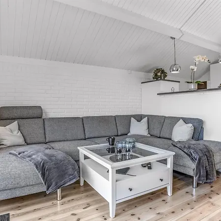 Darina - 150m From The Sea By Interhome Askeby